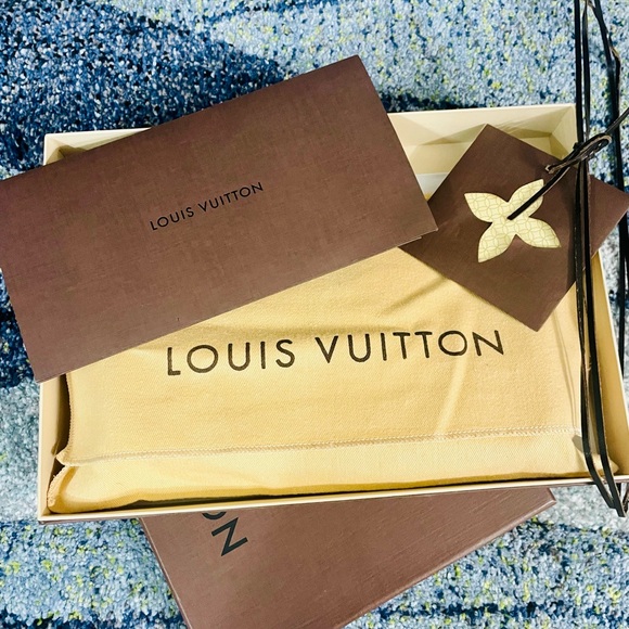 Louis Vuitton Damien Ebene Pochette Accessories NM - Picture 4 of 11